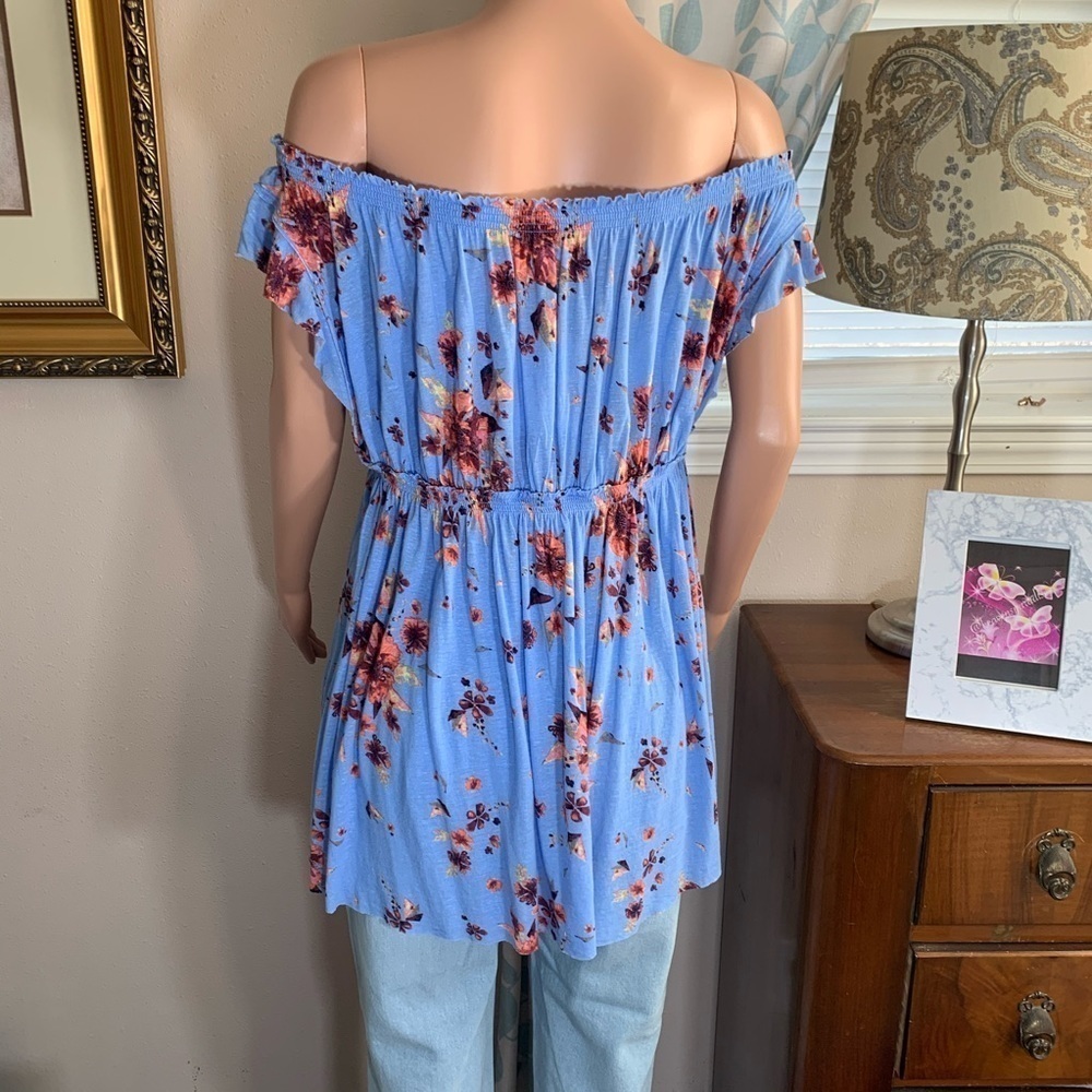 FREE PEOPLE We The Free Sam Lightweight Blue Floral Off Shoulder Top - Picture 7 of 9